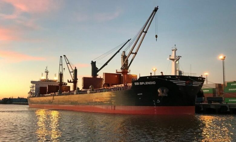 招商工业南京金陵船厂、南通象屿海装、新大洋造船分别获2艘散货船订单