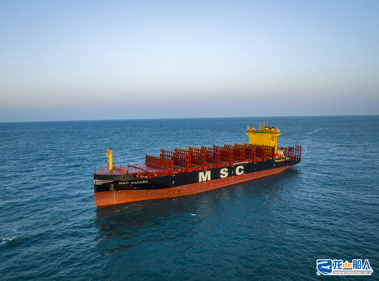 马尾造船交付全球最大敞口集装箱船——3700TEU集装箱船