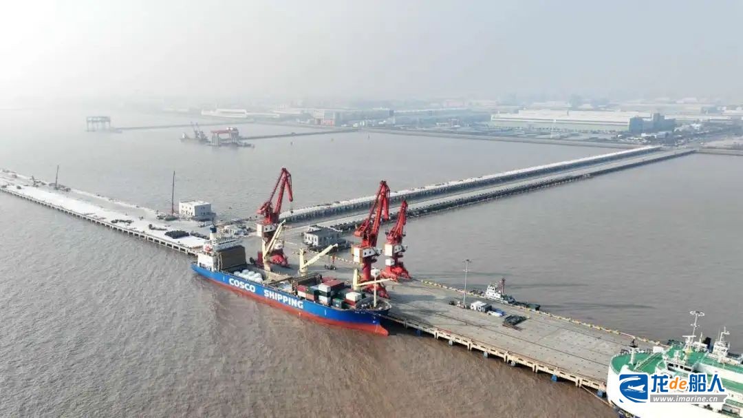 三航局承建上海南港码头二期工程主体结构完工